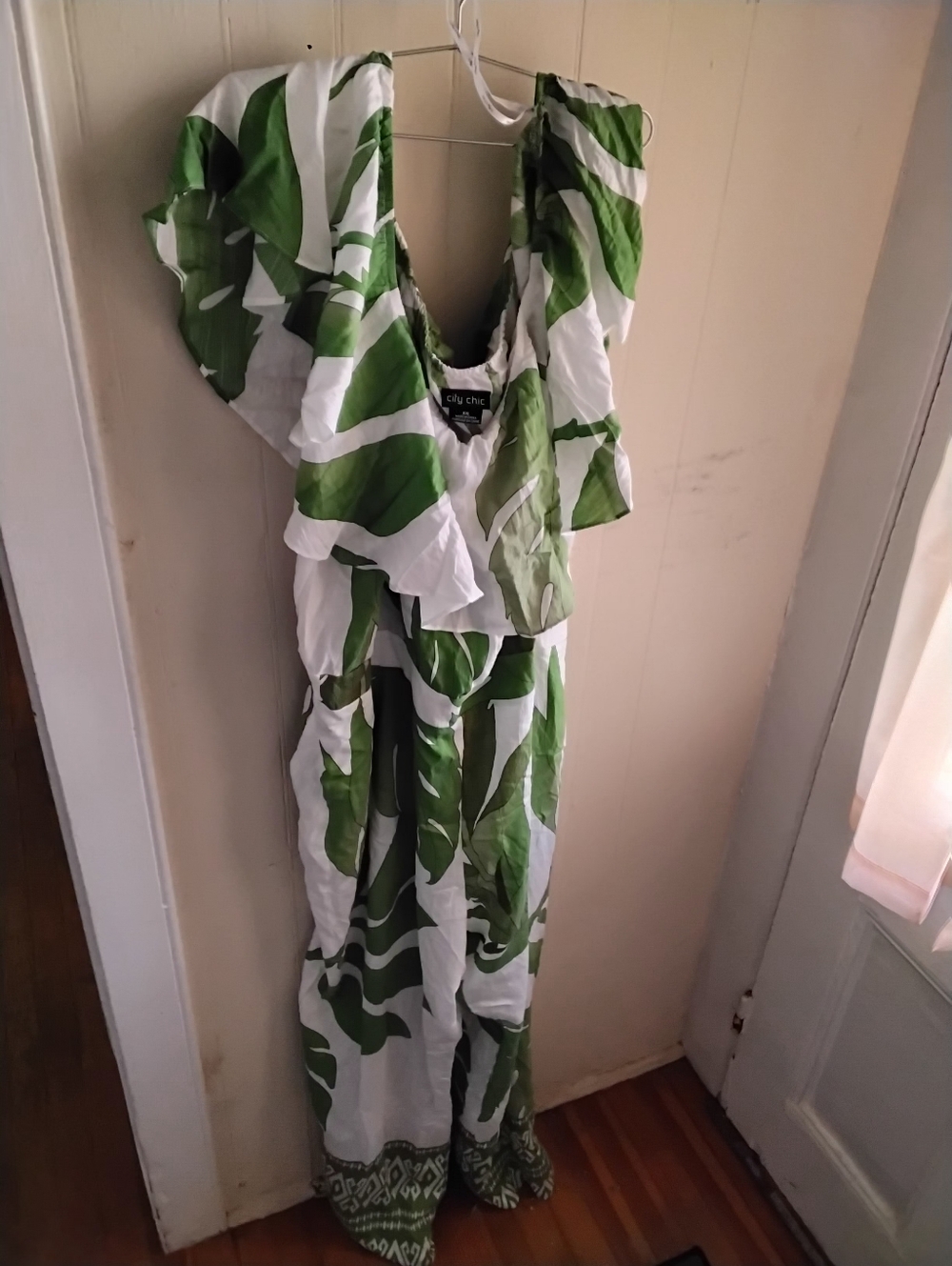 City Chic White and Green Leaf-Print Flutter Maxi Romper